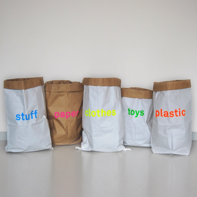 Speelgoed opbergen: paper bags Kolor Mamalifestyle.nl